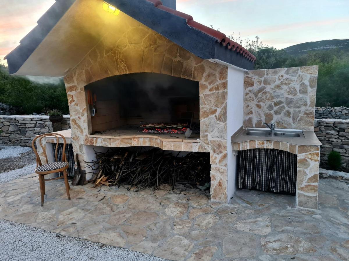 Villa House Camellia With Fenced Pool And Playground Blizna Donja Exterior foto